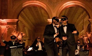 La Orquesta de las mil melodías toca en el Hotel del Prado en una velada nostálgica