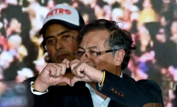 Gustavo Petro y su hijo Nicolás durante la pasada campaña electoral