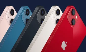 El iPhone 13 viene en diferentes colores.