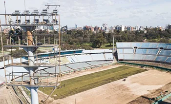 Obras en el Estadio Centenario para las finales de la Copa Sudamericana y Copa Libertadores 2021