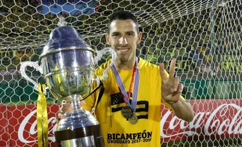 El saludo de Maxi Rodríguez a Peñarol
