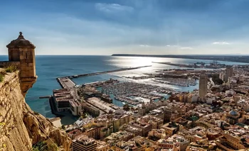 Alicante registró tres sismos.