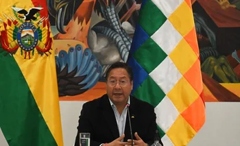 El presidente boliviano Luis Arce dijo que la disminución productiva se debió a la falta de reposición de las reservas