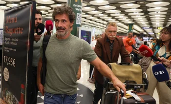 Rodolfo Sánchez llega a Madrid, luego de visitar a su hijo.