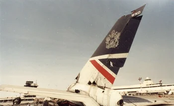 El avion Boeing 747 de British Airways destruido en el aeropuerto de Kuwait. 