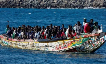 El gobierno canario reclama a la UE la misma asistencia migratoria para el Atlántico y el Mediterráneo.