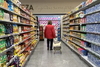 La actividad económica cayó en julio 1,3% y el consumo en supermercados 2,5% en la interanual