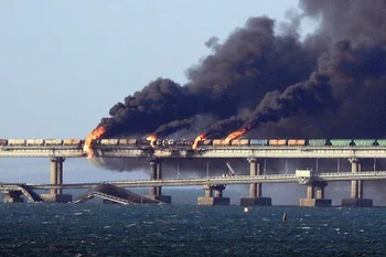 Explosión en el puente que une Rusia con Crimea