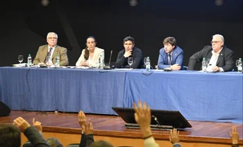 Ignacio Alonso presidió el Congreso de la AUF
