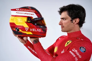 Carlos Sainz se ve en Ferrari  "a largo plazo".
