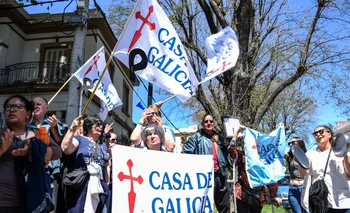 Manifestación de extrabajadores de Casa de Galicia