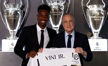 Vinicius renueva con el Madrid.