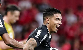 El festejo de David Terans en su primer gol para Atlético Mineiro