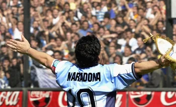 El astro del fútbol argentino fue homenajeado en la gala de los Martín Fierro 2022