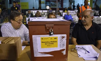 El padrón electoral de Peñarol fue depurado por la Corte Electoral