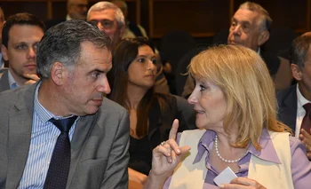Orsi y Cosse se disputarán las elecciones internas del Frente Amplio