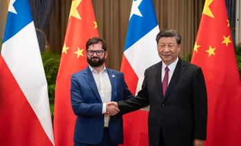 Gabriel Boric sostuvo una primera reunión bilateral con su par chino, Xi Jinping, en el marco del Foro de Cooperación Económica Asia-Pacífico (APEC)