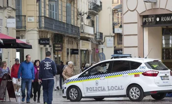 La policía local detuvo al agresor en Málaga.