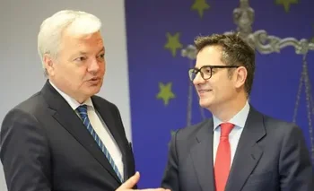 El comisario de Justicia, Didier Reynders, y el ministro de la Presidencia, Félix Bolaños