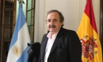 Ricardo lfonsín, embajador argentino en Madrid.