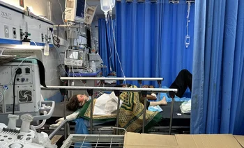El hospital de Al Shifa está saturado con pacientes vulnerables, lo que impide su evacuación.