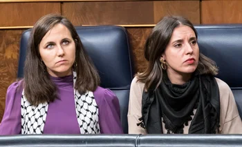La secretaria de Podemos, Ione Belarra e Irene Montero.