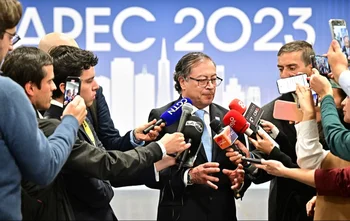 "Necesitamos dialogar mucho, entendernos, buscar los caminos comunes", dijo el presidente colombiano Gustavo Petro antes del encuentro. 