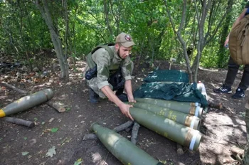 Publicaciones estadounidenses citan a funcionarios ucranianos diciendo que el suministro de proyectiles de artillería se ha desplomado recientemente "en más de un 30%".