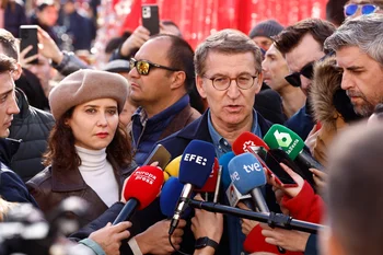 El presidente del PP, Alberto Núñez Feijóo, y la presidenta de la Comunidad de Madrid y del PP madrileño, Isabel Díaz Ayuso.