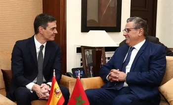Pedro Sánchez en la Reunión de Alto Nivel (RAN) de 2023 junto al primer ministro marroquí, Aziz Ajanuch