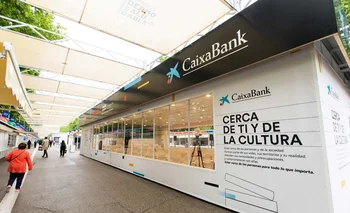 Fotografía del ‘Pabellón CaixaBank’ en la edición de la Feria del Libro de Madrid celebrada en 2023.