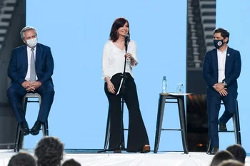 El presidente Alberto Fernández, la vicepresidenta Cristina Fernández y el gobernador de la Provincia de Buenos Aires, Axel Kicillof.