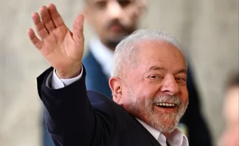 Lula asumirá la presidencia brasileña este domingo