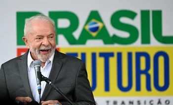 Lula asume el domingo 1° de enero
