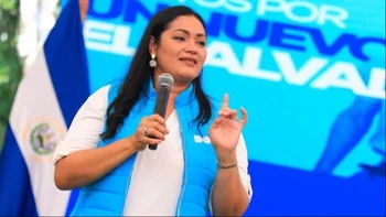 Claudia Juana Rodríguez de Guevara gobernará El Salvador los próximos seis meses mientras Bukele hará campaña para los comicios del próximo 4 de febrero.
