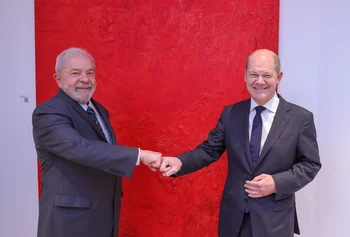 La prensa alemana destaca que la visita de Lula da Silva es considerada clave por el gobierno alemán, que busca diversificar sus exportaciones y cadenas de suministros. 