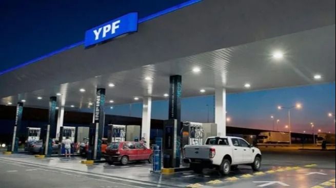 YPF se suma a los aumentos en los combustibles, hace días ya había aplicado un ajuste del 30% 