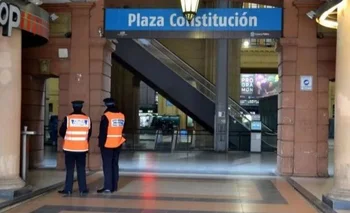 La Policía chequeó una falsa alarma de amenaza de bomba en la estación Constitución