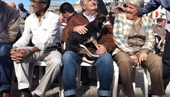 Archivo 2015, Juan Castillo junto a José Mujica y Lucía Topolansky