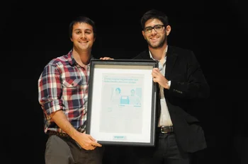 Álvaro Pérez y Juan Pablo Conde de Acceso Fácil ganaron los EmprendO2013