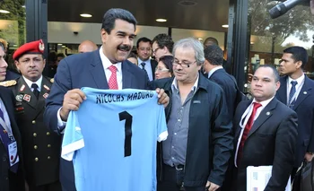 Gustavo Torena en 2013 junto al entonces presidente de Venezuela Nicolás Maduro