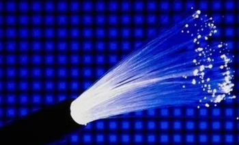 Cable de fibra óptica. (Archivo)