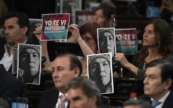 Líderes del Frente Para La Victoria protestan por el encarcelamiento de Milagro Sala