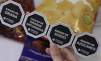<b>El modelo de etiquetado de alimentos en Uruguay está inspirado en el de Chile</b>