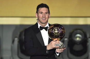 Messi va por su octavo Balón de Oro